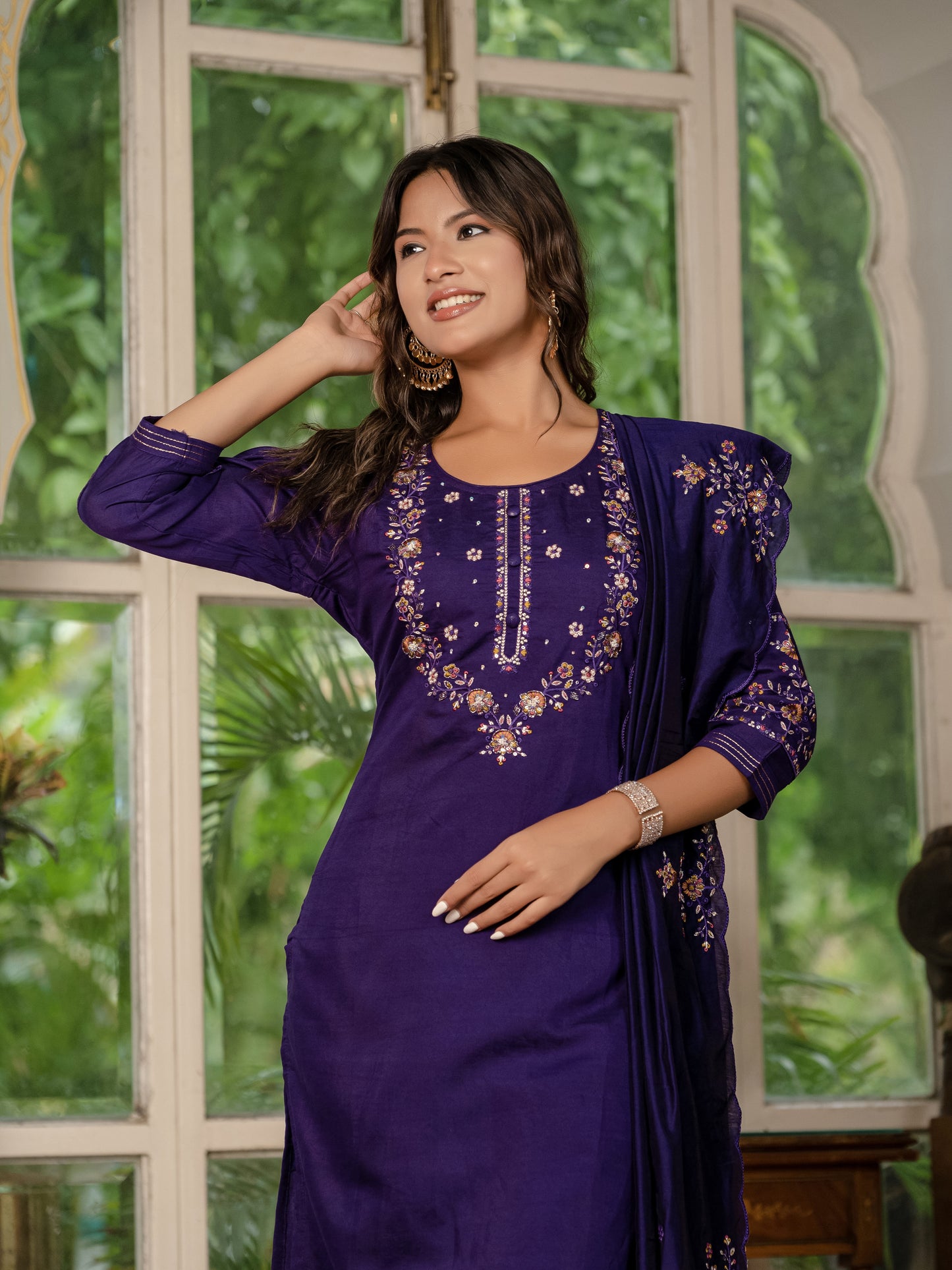 Elegant Straight Kurti Pant Dupatta Set