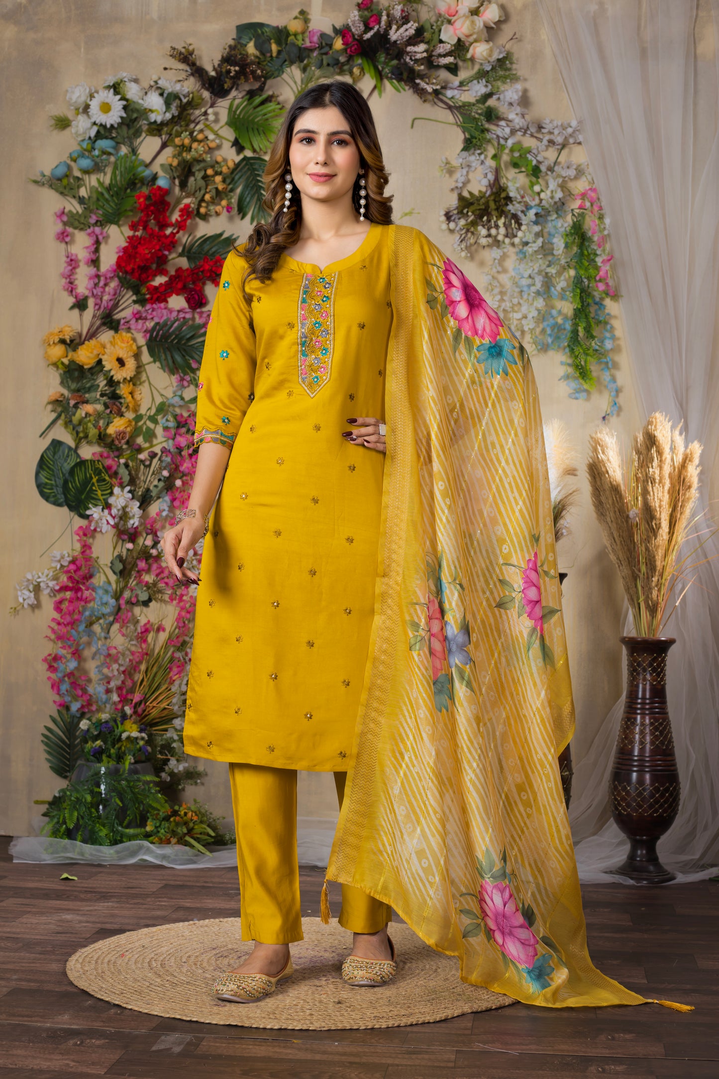 Regal Radiance Straight Kurti Pant Dupatta Set