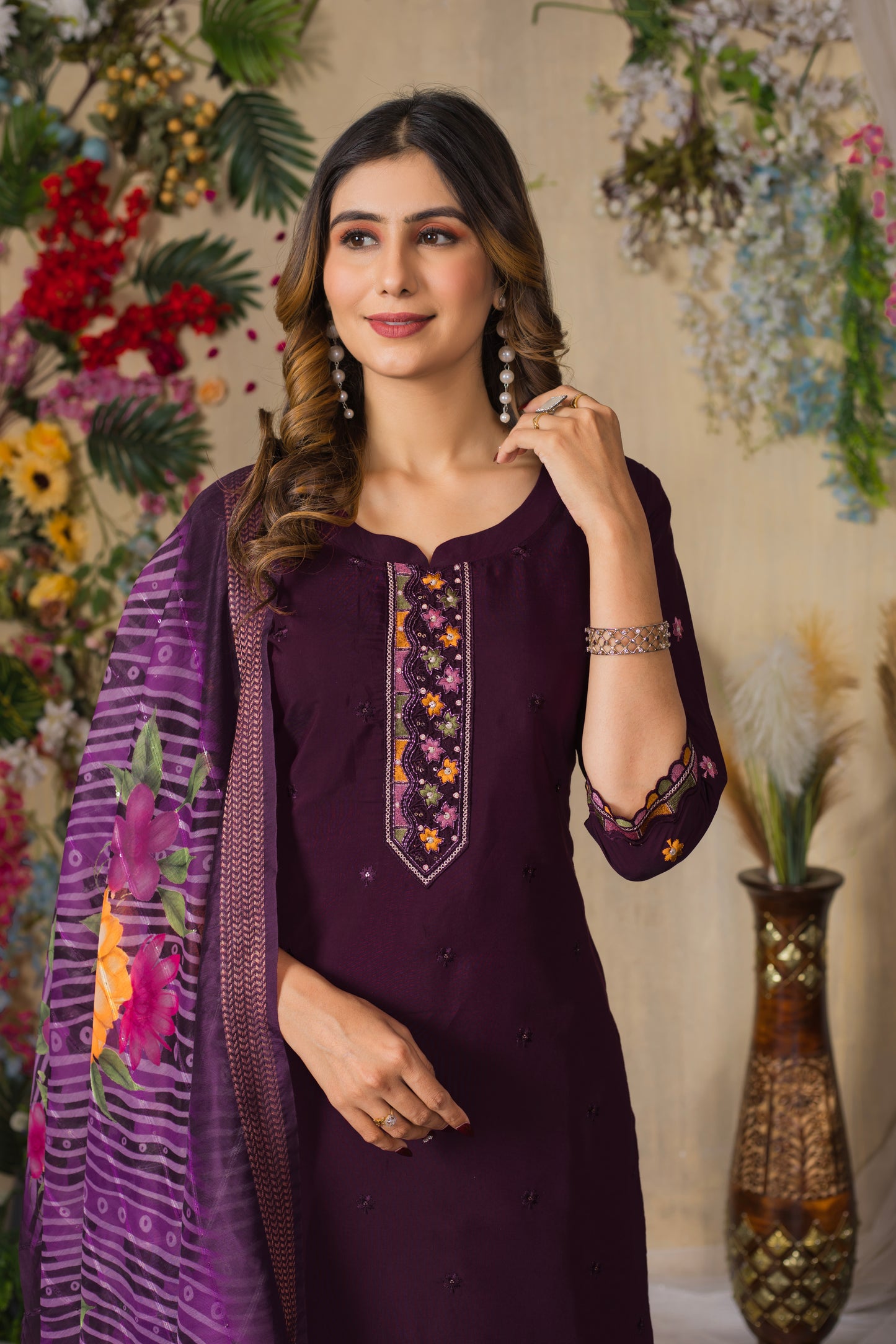 Regal Radiance Straight Kurti Pant Dupatta Set