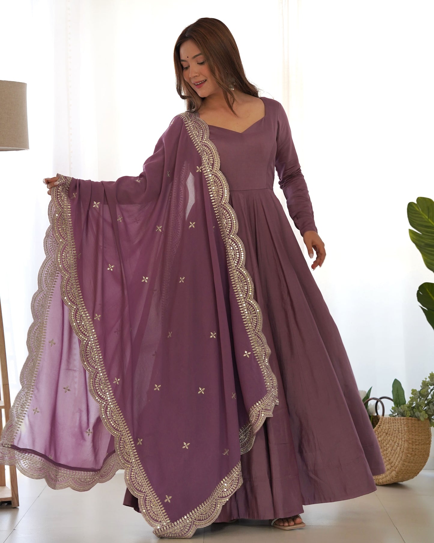 Royal Flair Anarkali Set in Premium Romansilk Chanderi
