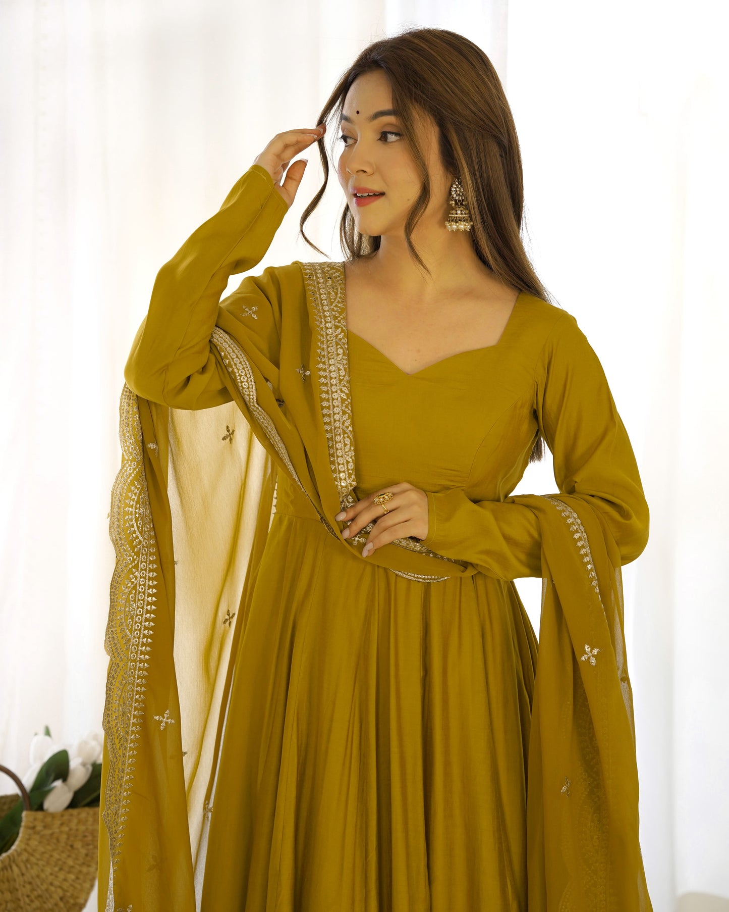 Royal Flair Anarkali Set in Premium Romansilk Chanderi