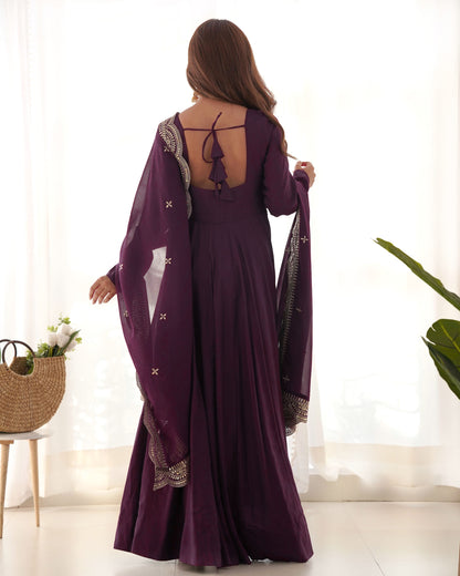 Royal Flair Anarkali Set in Premium Romansilk Chanderi
