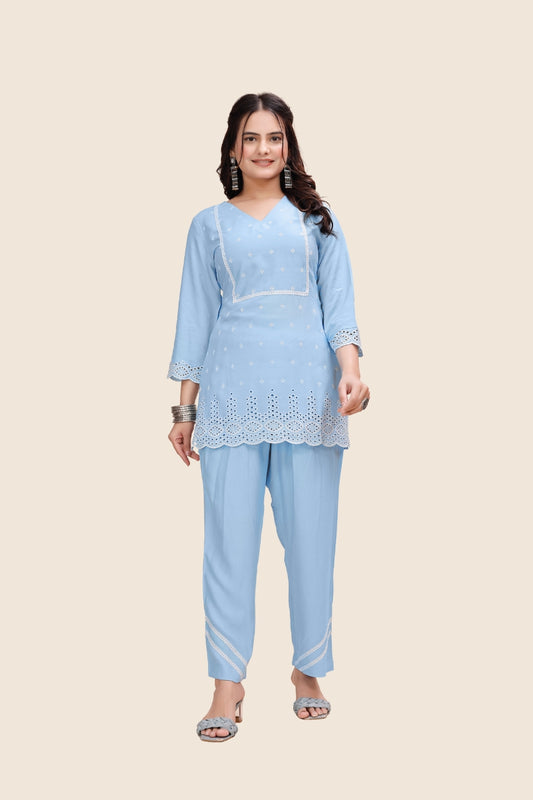 Sky Elegance Two-Piece Shiffli Set