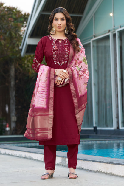 Elegant Viscose Silk Kurti Pant Dupatta Set